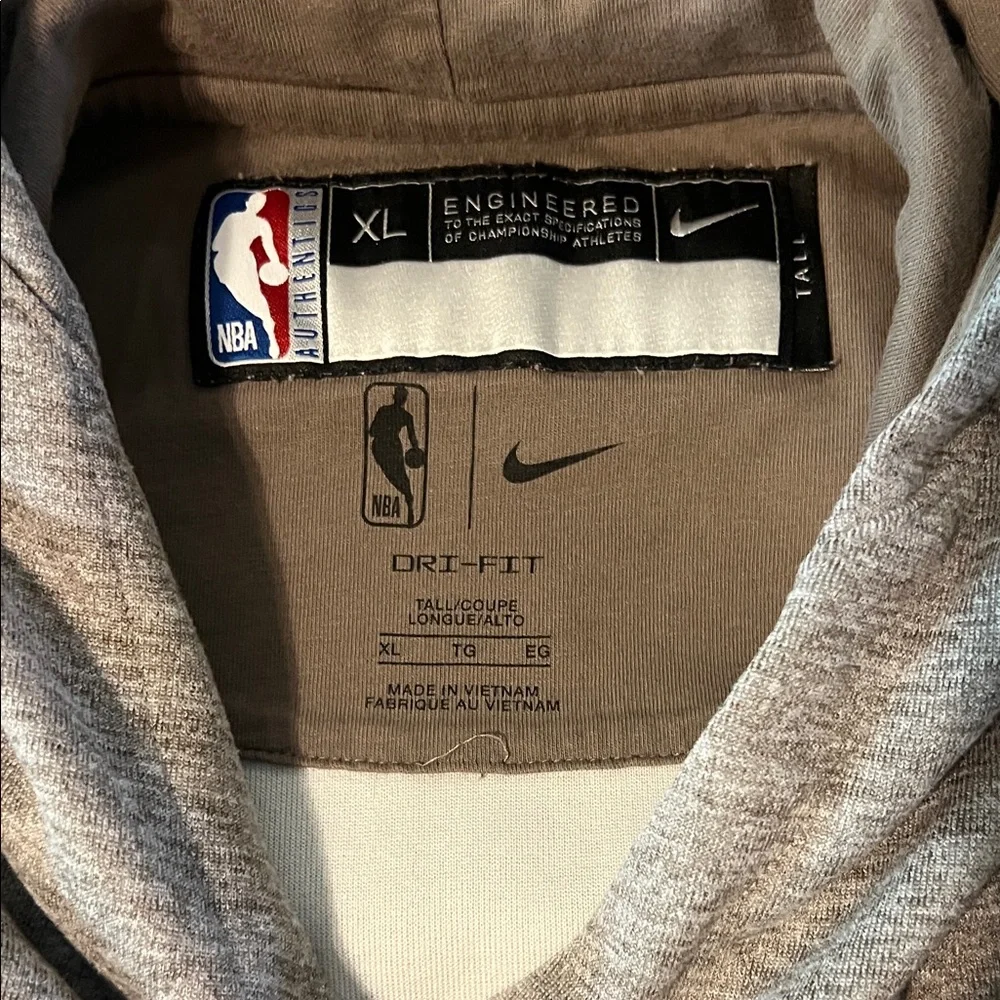 Nike NBA Authentic Portland Trail Blazers Hoodie - Picture 4 of 4